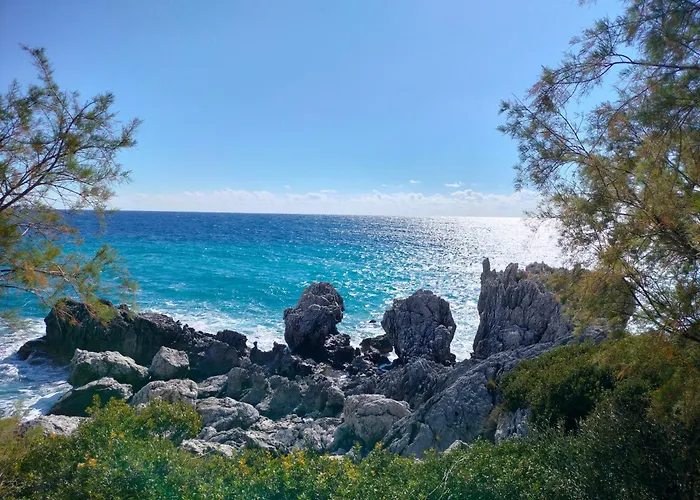 Eolia Beachfront Studios